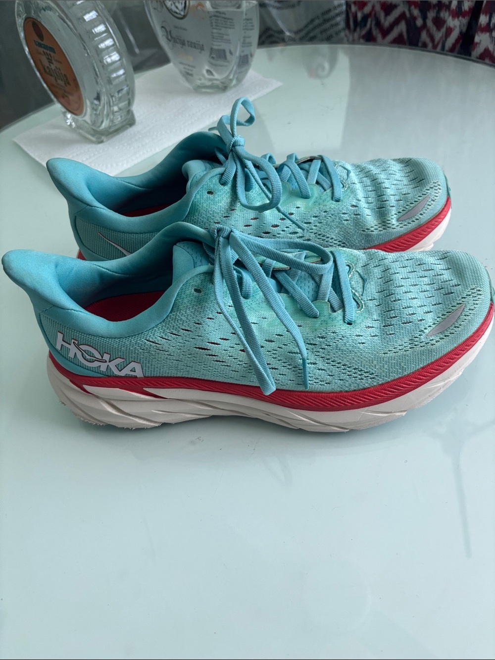 Womens 8.5B Hoka Clifton 8 agua color mesh top Sneakers